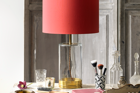 Designer table lamps – which material works for you?