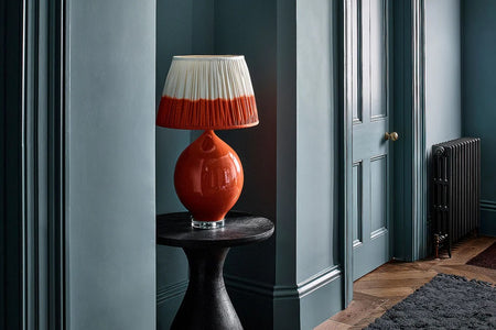 All about ceramic table lamps