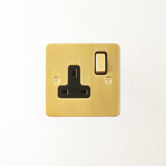 Lucian single socket with black inserts in top brass