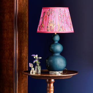 Murphy table lamp in blue