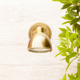 Schmorg IP54 wall light in brass