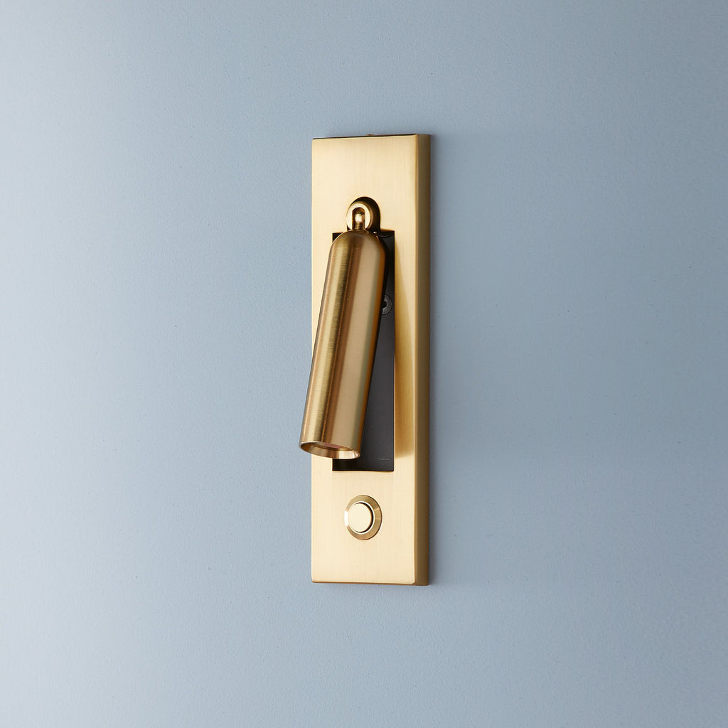 Bligh ip64 bulkhead in natural unlacquered brass